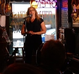 Diane cohost (2)