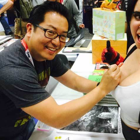 Frank Cho signing at San Diego Comic Con 2015