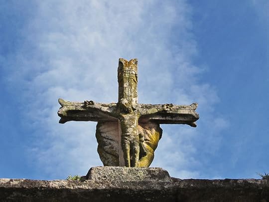 La cruz de la entrada pero, en donde? * Santa Mariña Dozo (Cambados - Pontevedra) from Flickr via Wylio