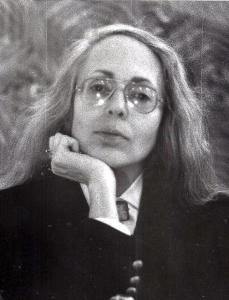 Janet bio pic cropped 12 05 13 Janet B&W Portrait 2