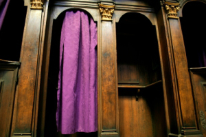 13_12_20_confessional