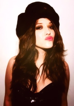  photo kat_zpsjtqvowdg.jpg