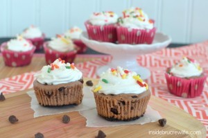 Brownie-Batter-Chocolate-Chip-Cheesecakes-9