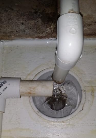 Detail of the drain in use
