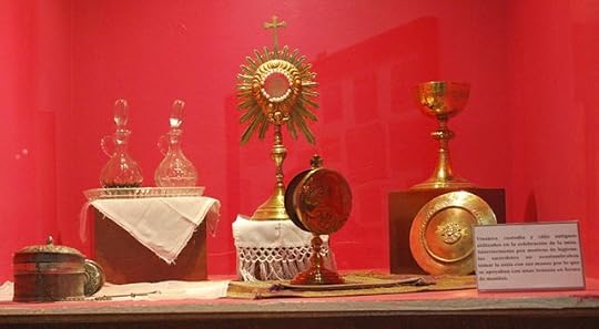 Catholic liturgy items used clandestinely during the Cristero War. Photo by AlejandroLinaresGarcia, CC BY-SA 3.0 via Wikimedia Commons.