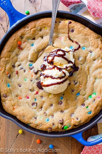 Seriously SIMPLE Chocolate Chip M&Ms Skillet Cookie! Recipe on sallysbakingaddiction.com