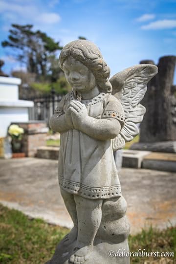 Madisonville angel close wm