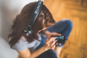 woman-girl-technology-music-large