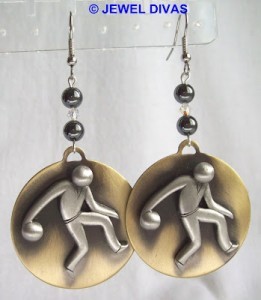 JDS - BOWLING MAN EARRINGS
