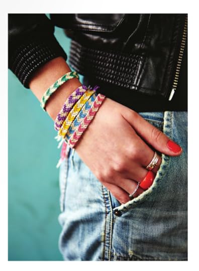 Arm Candy: Friendship Bracelet Workshop Made Peachy 