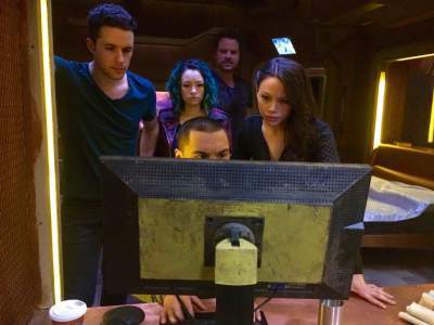 The crew of The Raza catches up on 200 year old episodes of Game of Thrones.