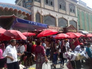 Sunday Bizzare - Free Things to Do in Kashgar - Survive Travel