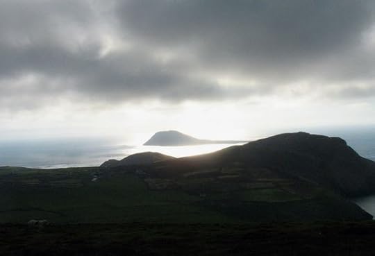 Enlii, The Blessed Isle - photograph by Eric Jones (Creative Commons)