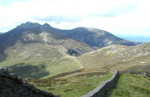 The Mournes and the wall.