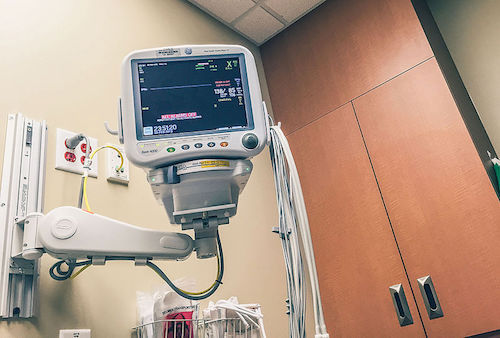 Emergency_Room_(18359923719).jpg