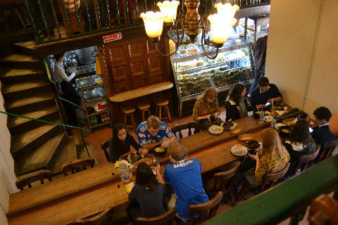 150803lapuertafalsaroom