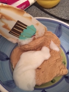 Fold the eggs into the peanut butter mixture.