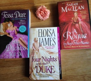 Mina tre nya böcker, beställda från Bokus. Billigt och snabbt, vad mer kan en flicka begära.