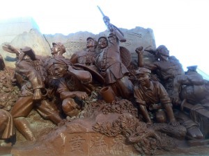 Free Things to do in Shenyang - Statue of Mao - Survive Travel