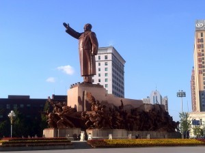 Free Things to do in Shenyang - Statue of Mao - Survive Travel