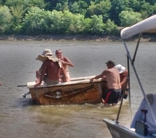 Hot tub boat