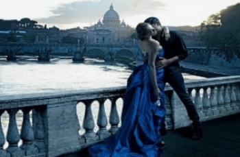  photo annieleibovitzkissphotographyvenicecouplescolor-b32bc8f5286d6bb6f28dcabe48491ab1_h_large_zps23tm90oa.jpg