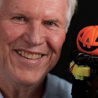 On August 18th 2015, robotics consultant and publisher of Robots Dreams, Lem Fugitt passed away.