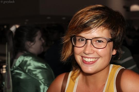 woman-glasses-hipster-millennial