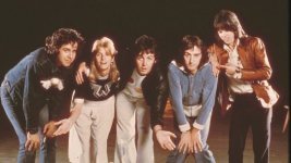 wings-paul-mccartney-and-wings-13692619-542-305
