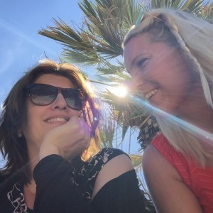 Sen satte jag mig ner och vägrade spela mer och så gick vi ner till vattnet. 