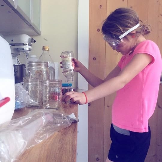 Our 2015-2016 homeschool curriculum {for a kindergartner, 2nd, 4th and 5th grader!}