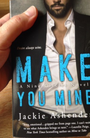 Och en ny bok anlände - ska nog läsa den efter Any Duchess will do.