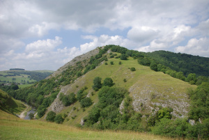 Peaks from partway up Thorpe's Cloud