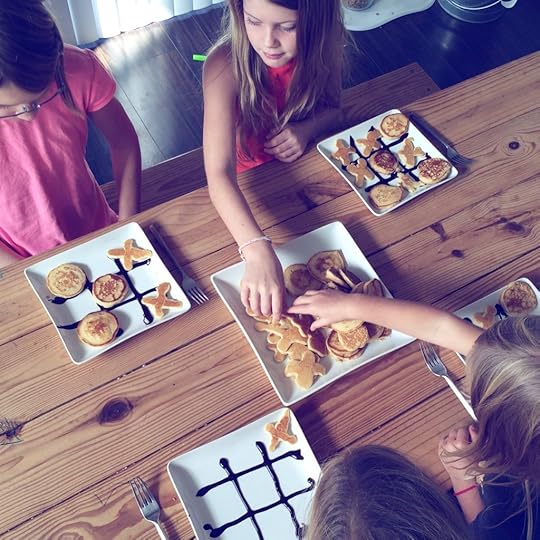 Tic-tac-toe pancakes
