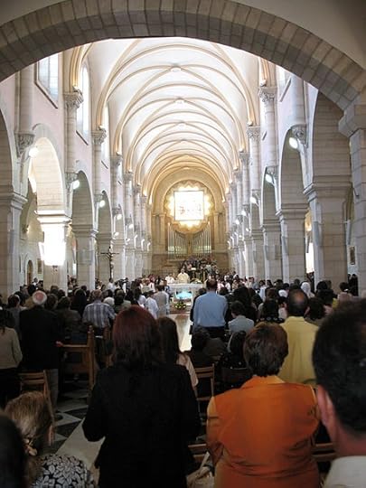 File:Bethlehem Catholic Mass 1633 (507880881).jpg