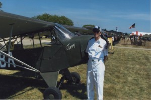 Welton Taylor at the EAA Air Venture Show, 2006. Welton Taylor Collection, Veterans History Project.
