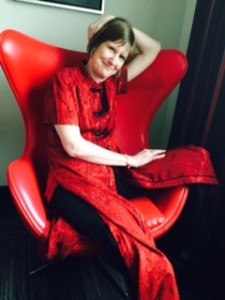 Sharon Shinn in her beautiful red tunic.
