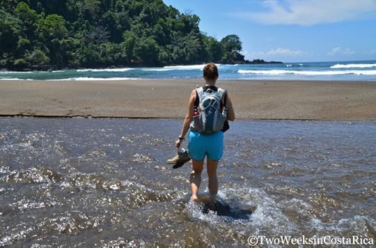 Crossing the Rio Claro on the way to Playa San Josecito