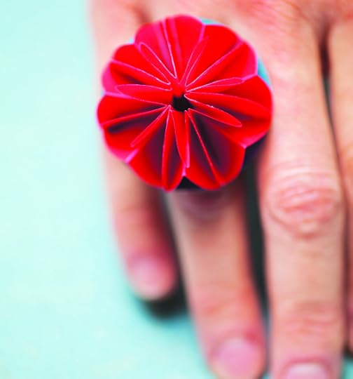 Interchangeable Ring made with vellum paper, a project in my book Playing With Paper