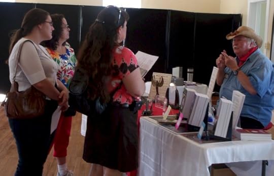 Find out what YOUR readers like and don't like ... directly.