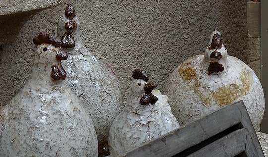 Ceramic chickens, Provence