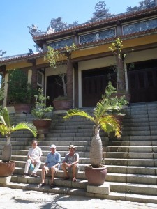 IMG_NT Chua Linh Phong