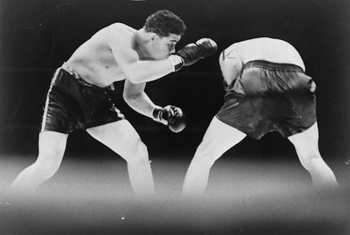 800px-Joe_Louis_-_Max_Schmeling_-_1936.jpg