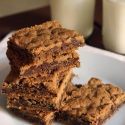 gluten free chocolate chip cookie bars