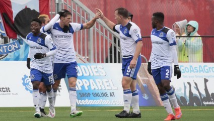 The Eddies celebrate Daryl Fordyce's equalizer. PHOTO: TONY LEWIS/FC EDMONTON