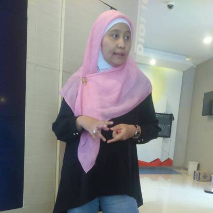Mbak Haya sedang memberikan materi (dokumentasi milik Evi Sri Rezeki)