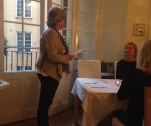 En mycket stolt förläggare, Ann-Marie Skarp, höll fint tal.