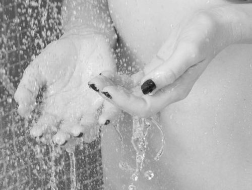 hands