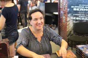 Mel Andoryss sur le stand