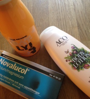 Jag försöker sluta med Omeoprazol. Det går SÅDÄR. Krämen doftar rabarber och hallon.